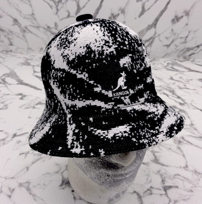 Men's Kangol Airbrush Black | White Casual Bucket Hats NWT