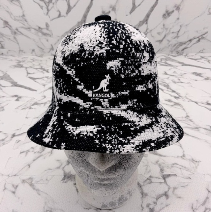 Men's Kangol Airbrush Black | White Casual Bucket Hats NWT