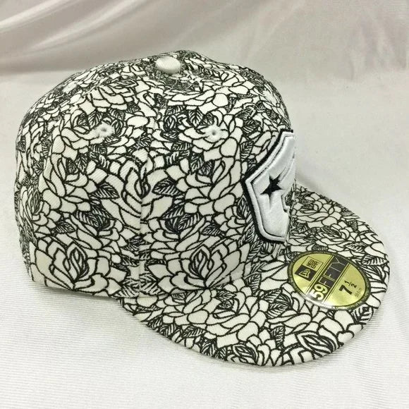 Men's New Era White | Black Famous Stars and Straps Embroidered Hat NWT