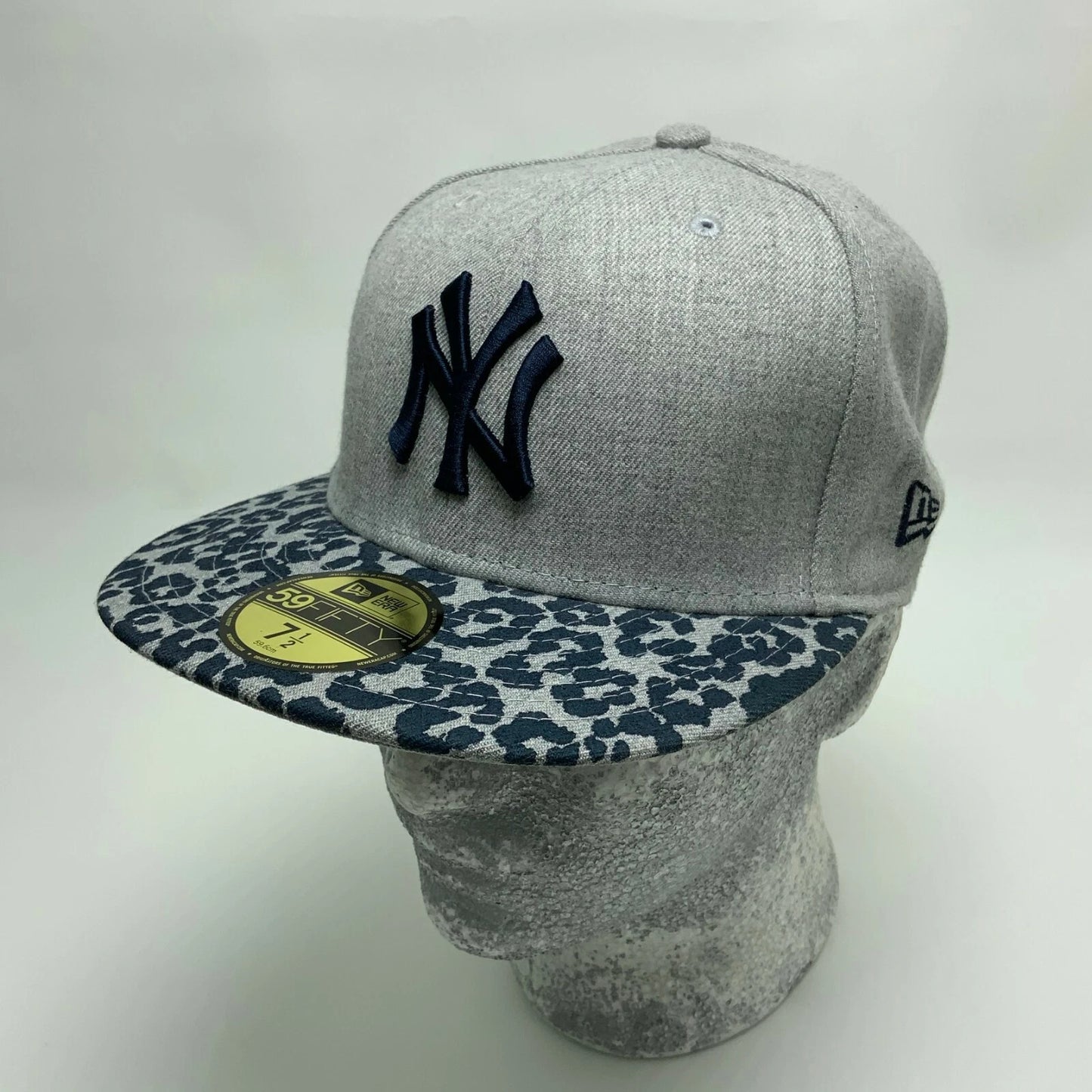 New Era Cap MLB NY Yankees Heather Grey Navy Leopard 59FIFTY Hat