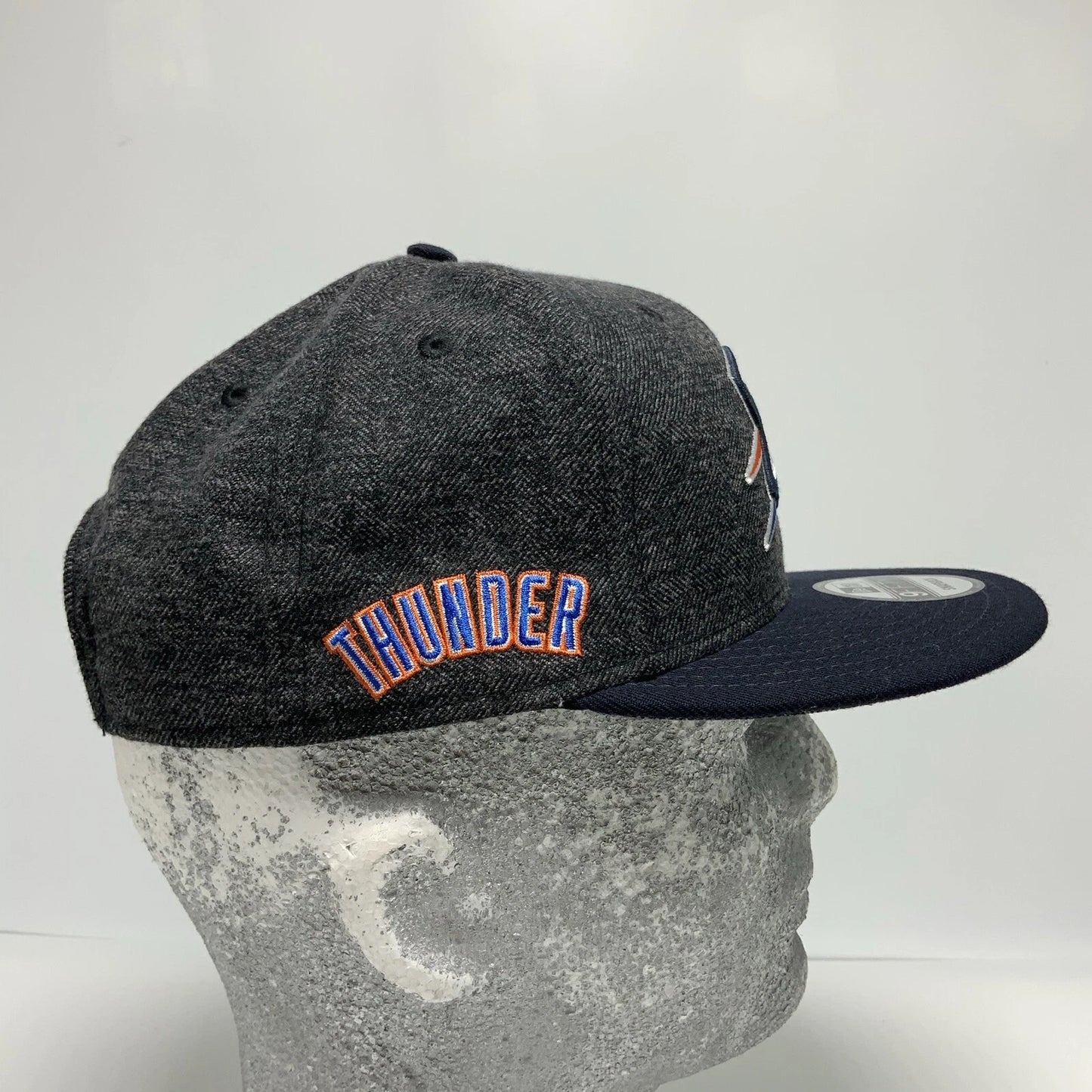 New Era Cap NBA Oklahoma City Thunder Charcoal Grey Navy 9FIFTY Snapback Hat