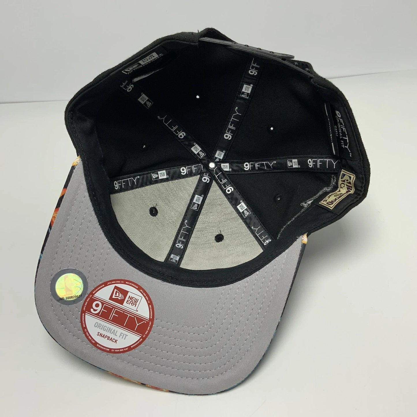 Men's New Era Cap NBA Philadelphia 76ers Black | Floral 9FIFTY Snapback Hat