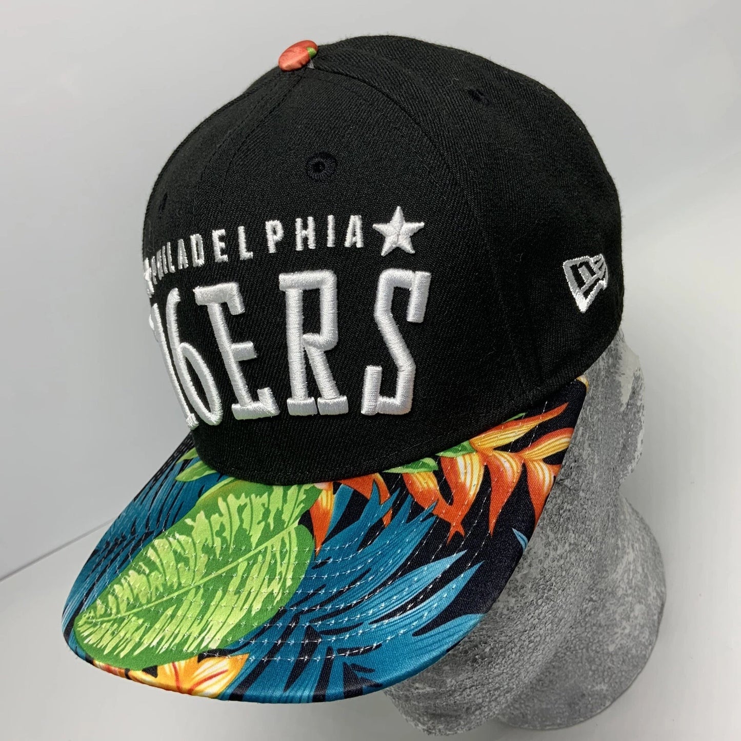 Men's New Era Cap NBA Philadelphia 76ers Black | Floral 9FIFTY Snapback Hat