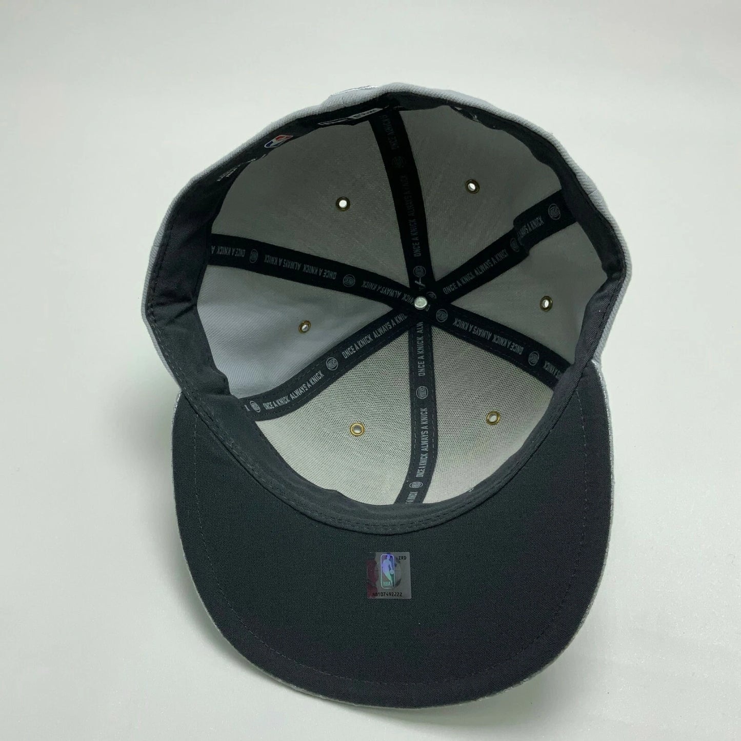Men's New Era Cap Grey | Silver | Black NY Knicks 59FIFTY NBA