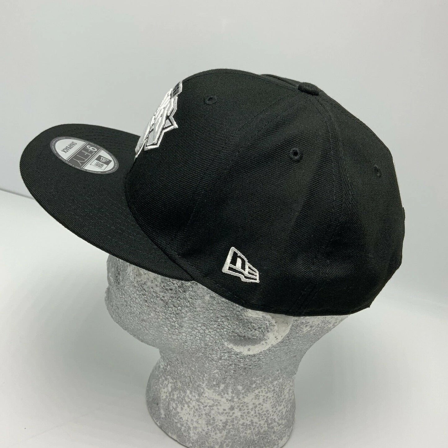 Men's New Era Cap Black | Lt. Grey NY Knicks 9FIFTY NBA