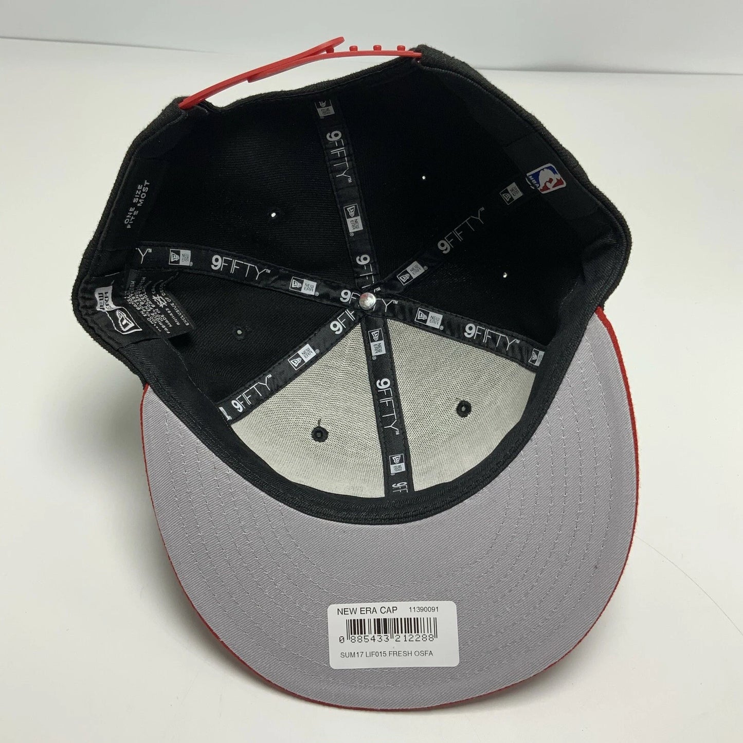 New Era Cap NBA Chicago Bulls Black Red 9FIFTY Snapback Hat