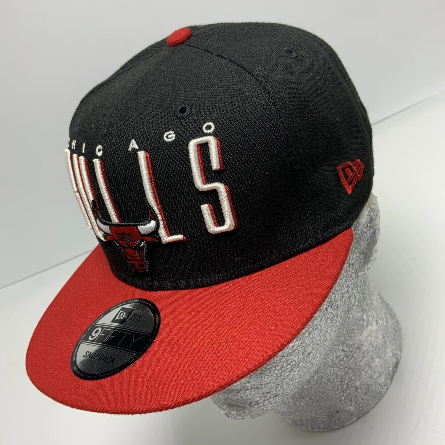 New Era Cap NBA Chicago Bulls Black Red 9FIFTY Snapback Hat