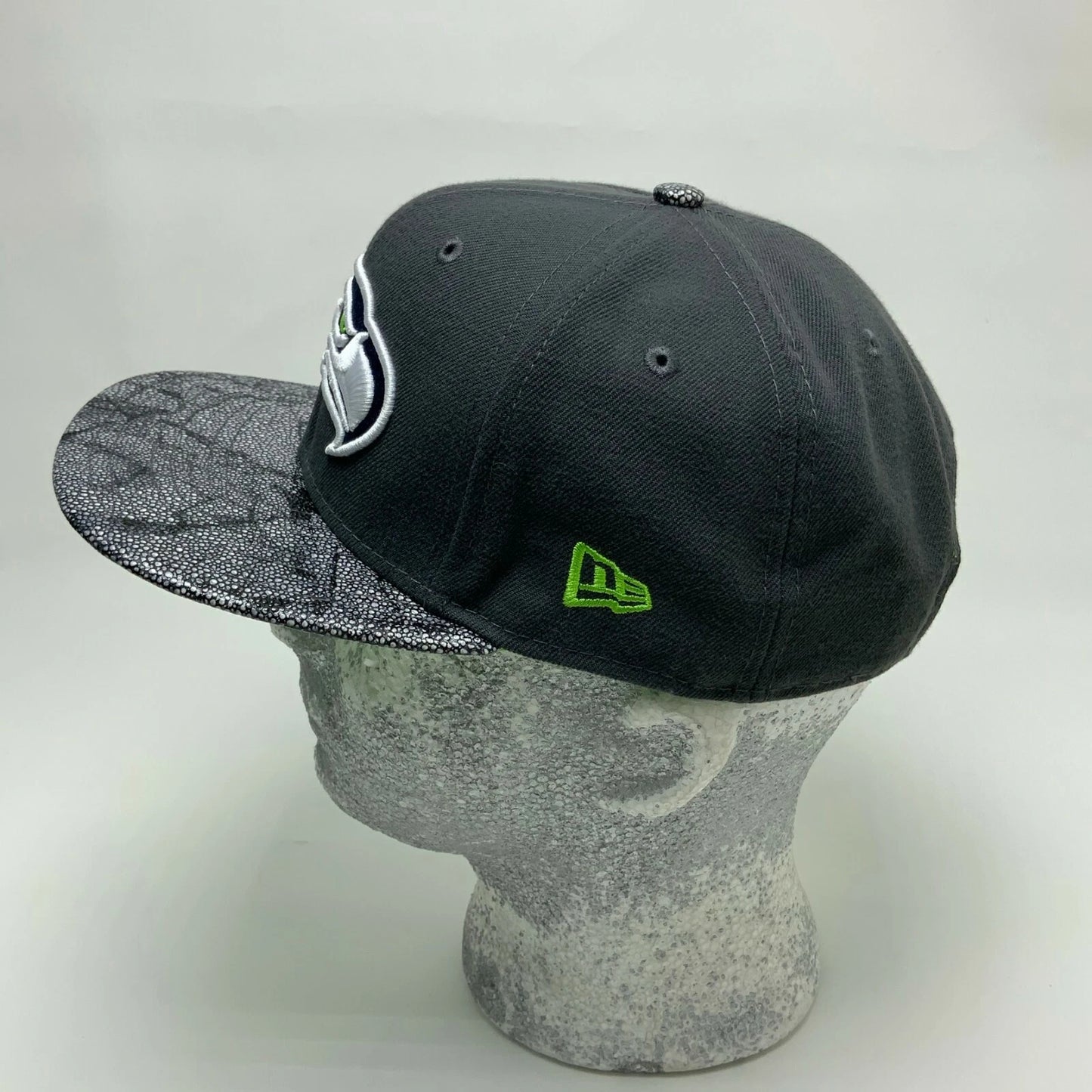 Men's New Era Cap NFL Seattle Seahawks Charcoal Grey Designed 9FIFTY Snapback
