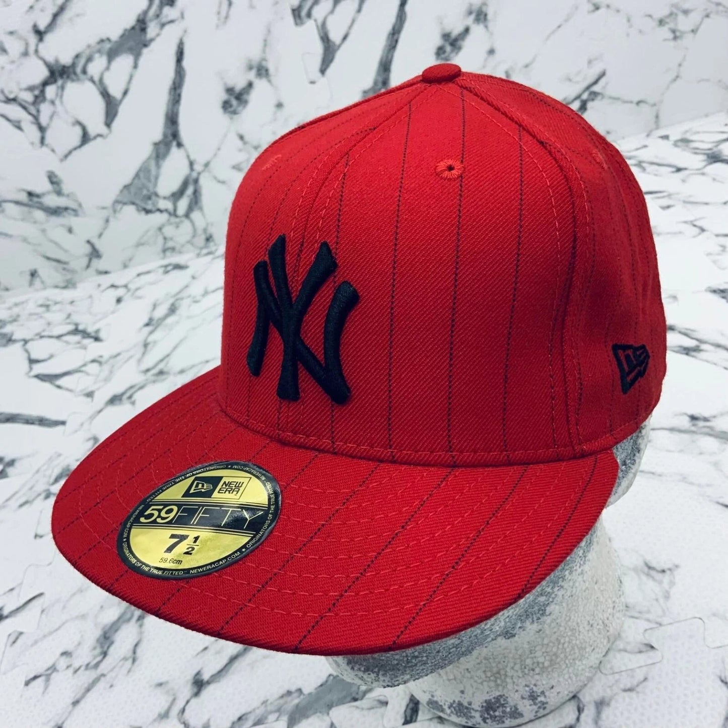 ew Era Cap MLB NY Yankees Red | Black Pinstripes 59FIFTY