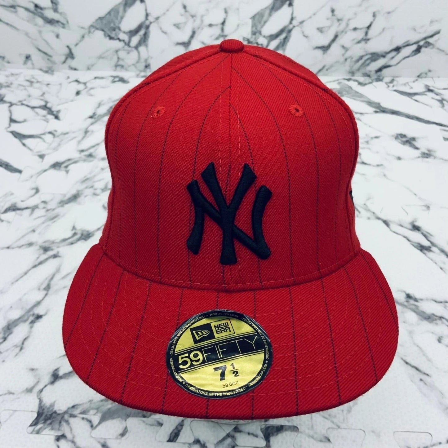 ew Era Cap MLB NY Yankees Red | Black Pinstripes 59FIFTY