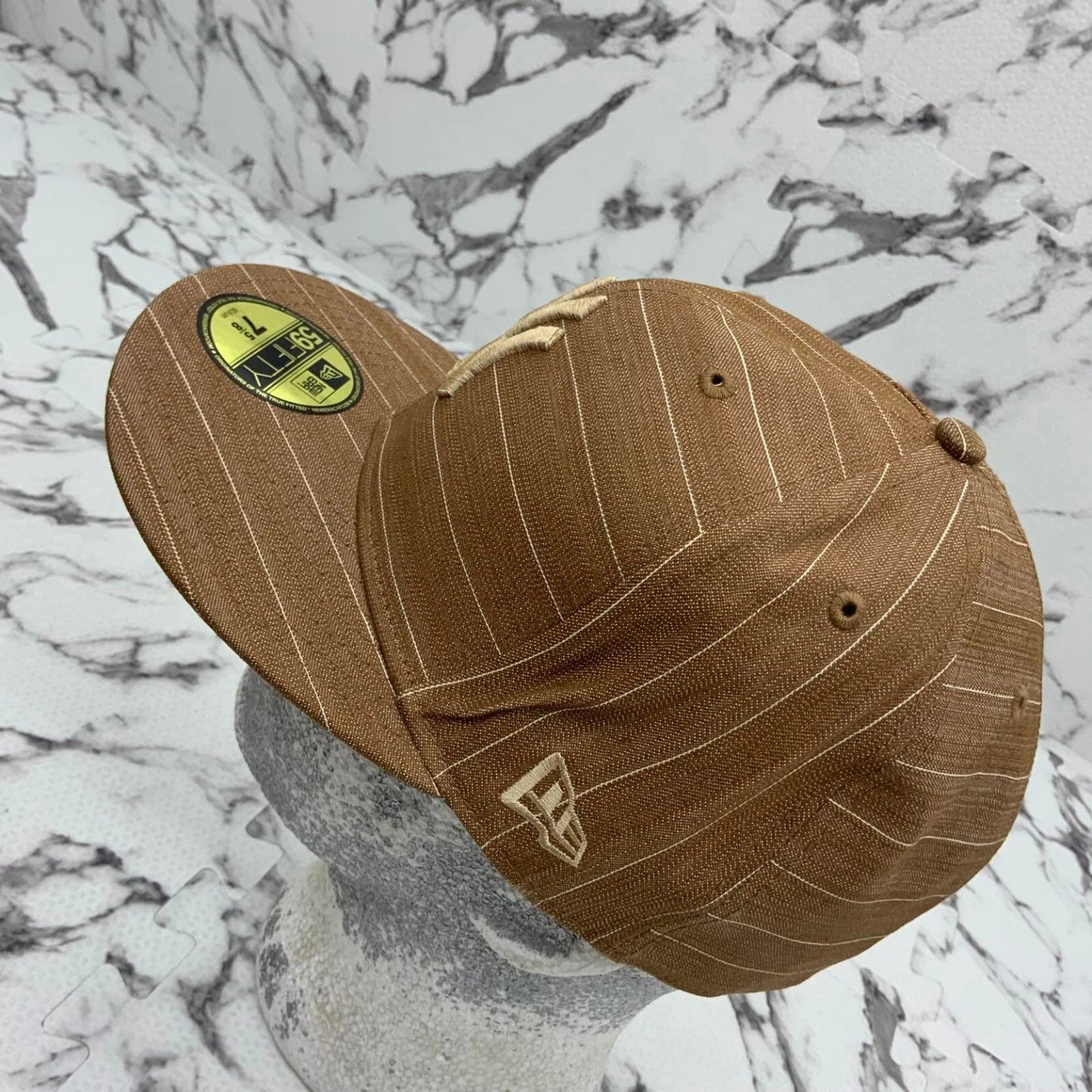 New Era Cap MLB NY Yankees Rust | Beige Pinstripes 59FIFTY