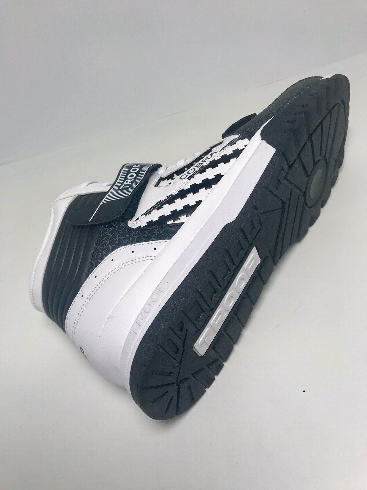 Men's Troop Cobra Mid White | Black Fashion Sneakers