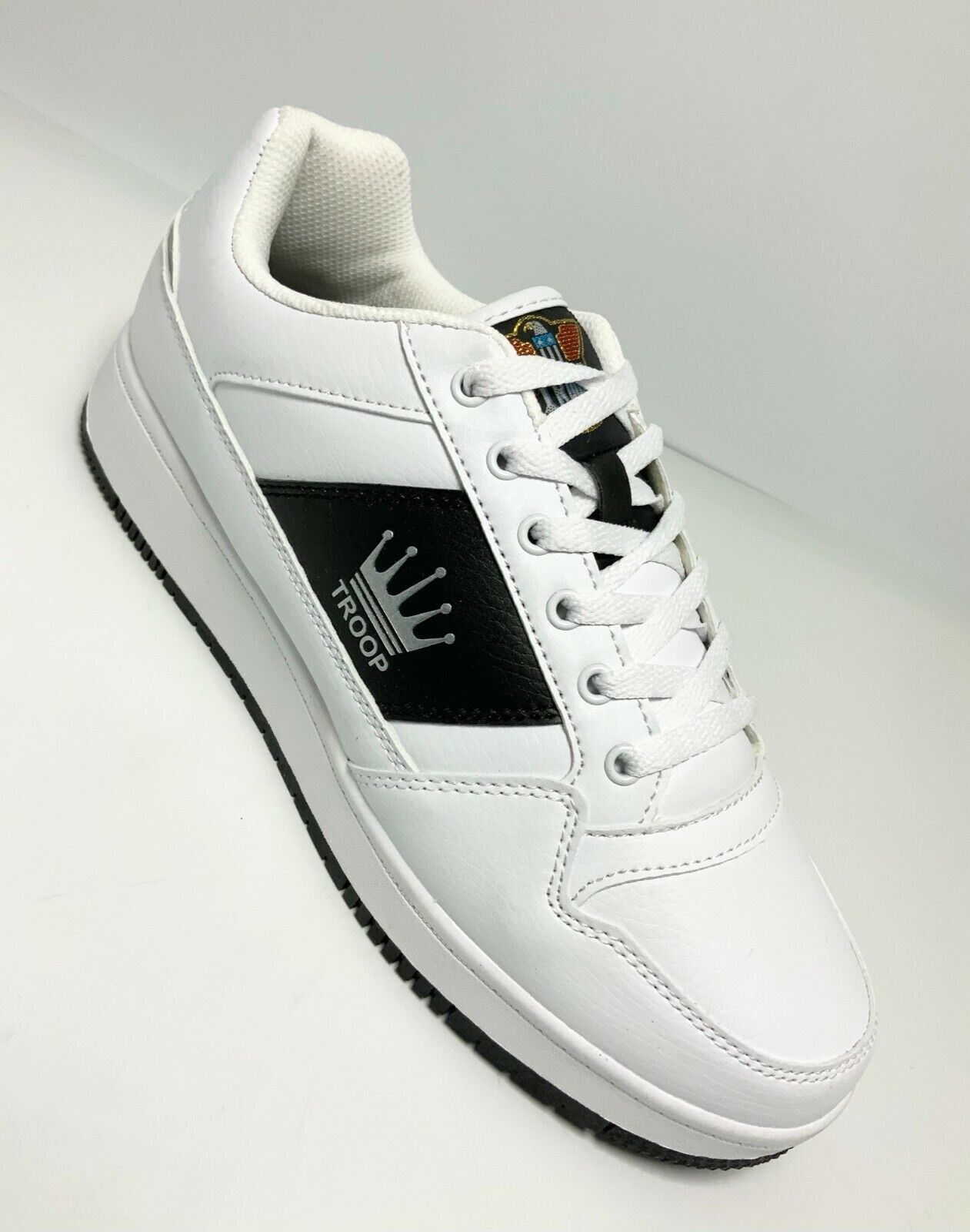 Men's Troop Destroyer Low White Black Fashion Sneakers