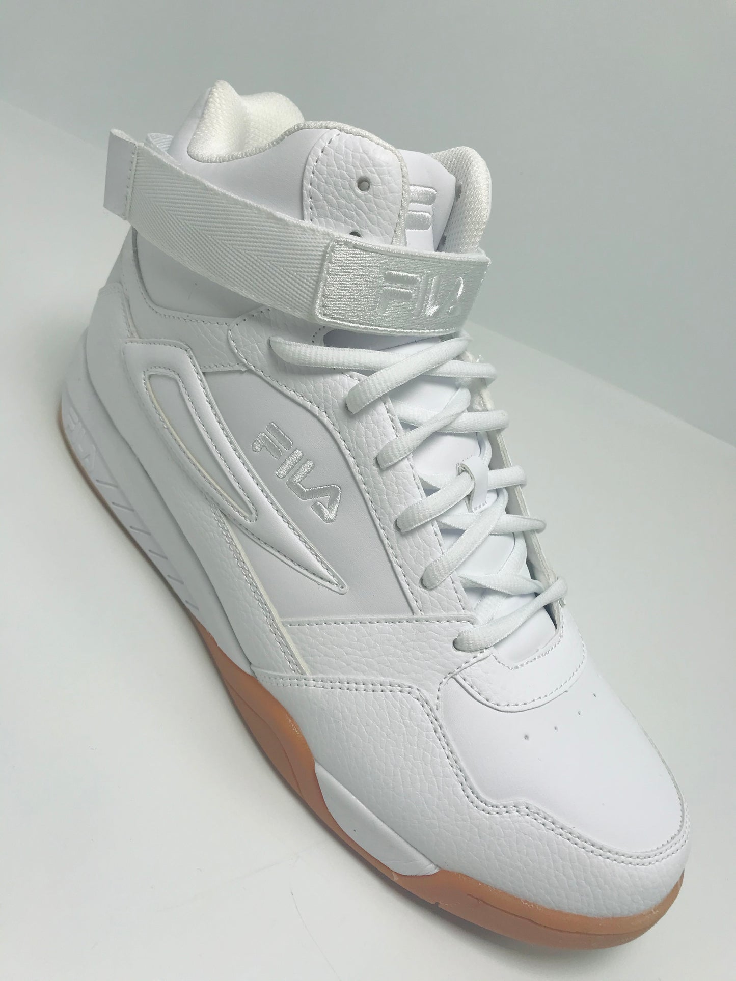 Men's Fila Multiverse White | Gum Fashion Sneakers NWT