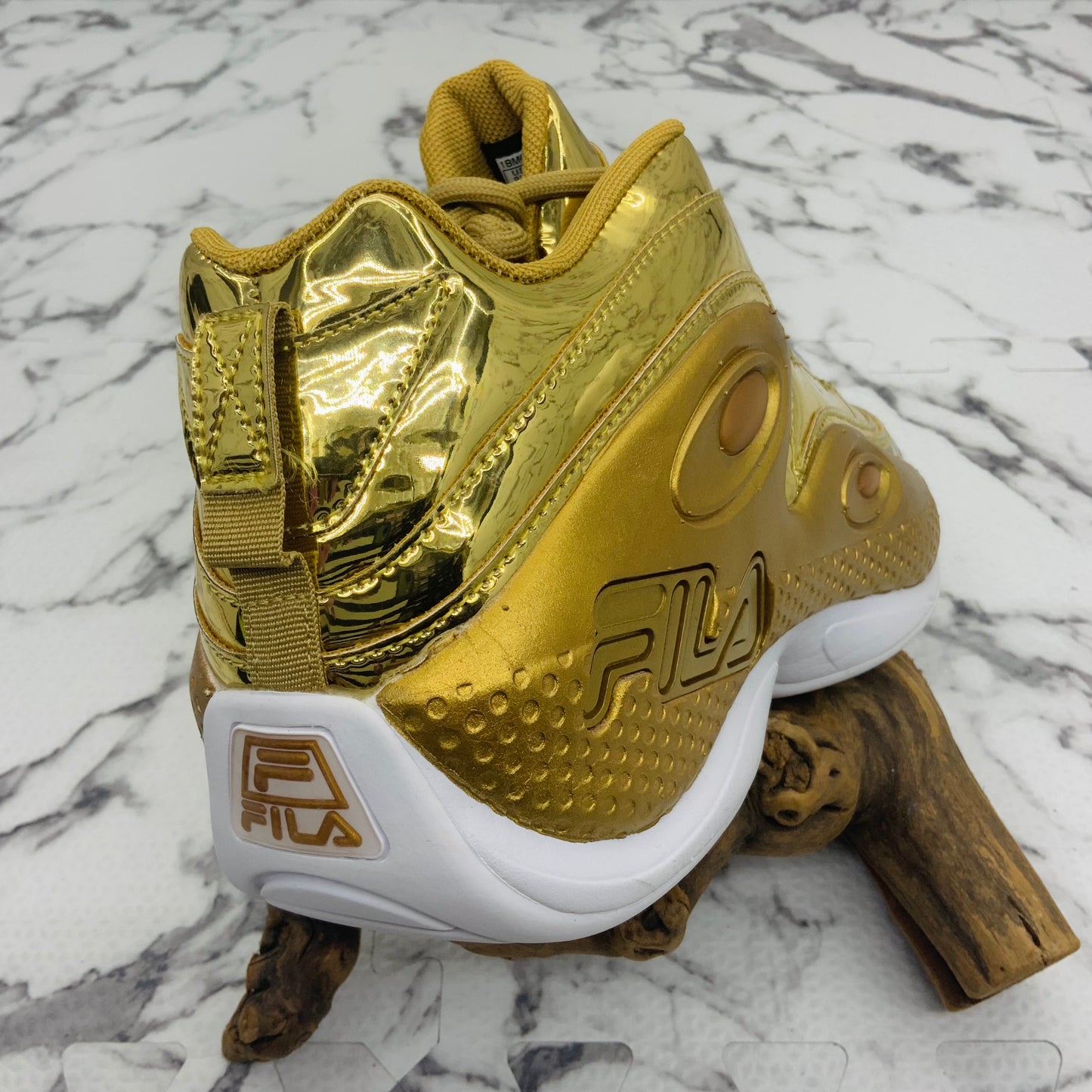 Men’s Fila Grant Hill 3 Metallic Gold | White Sneakers NWT