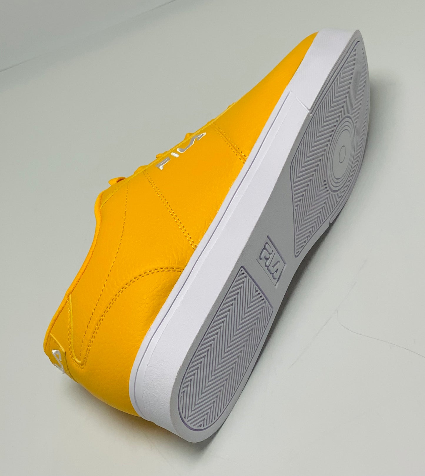 Men’s Fila Neon Impress LL Yellow | White Sneakers NWT