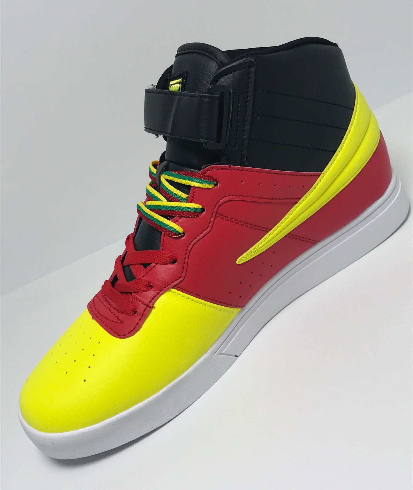 Men's Fila Vulc 13 Mid Black | Red | Yellow | White Sneaker NWT