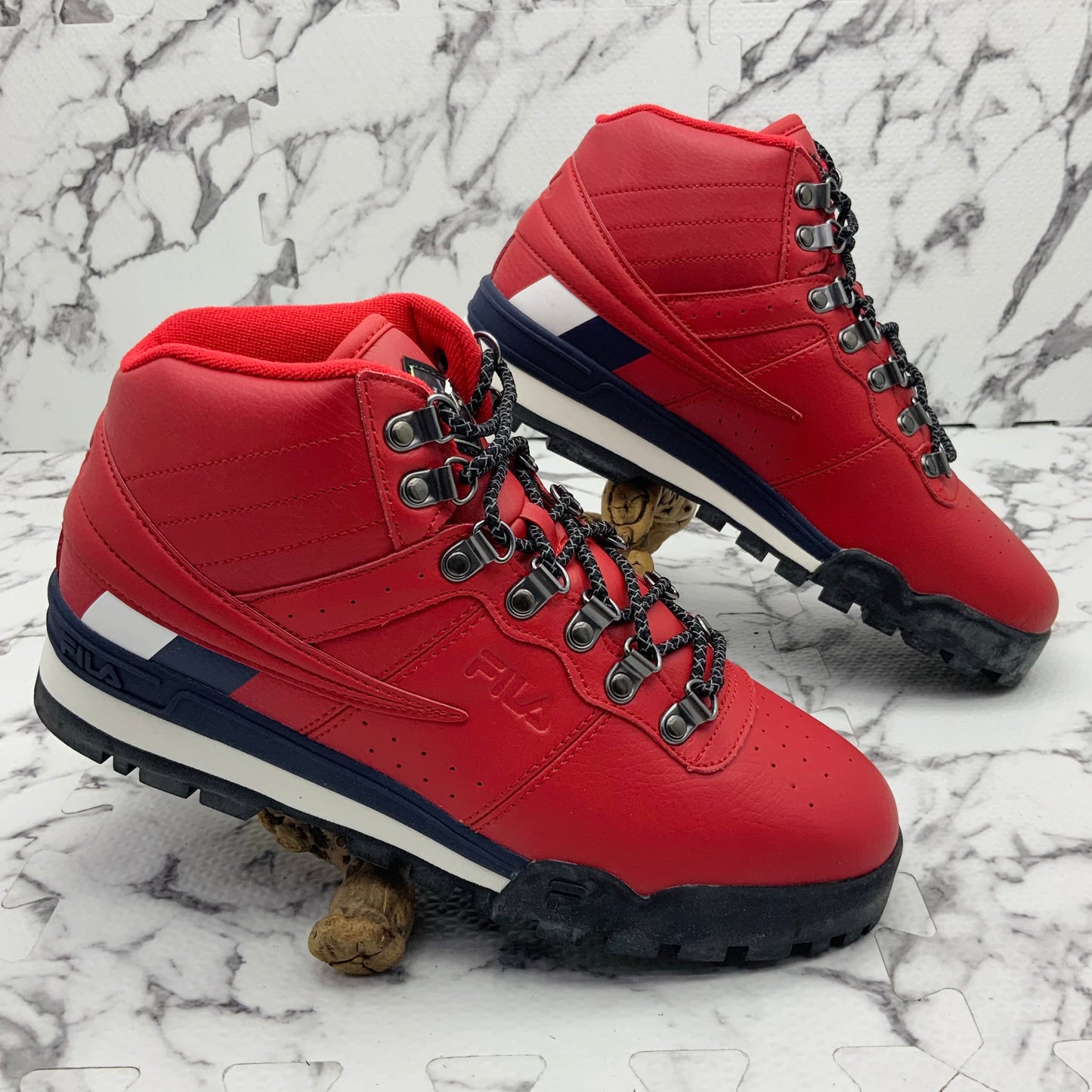 Men’s Fila Fitness Hiker Mid Red | Navy | White Sneakers NWT