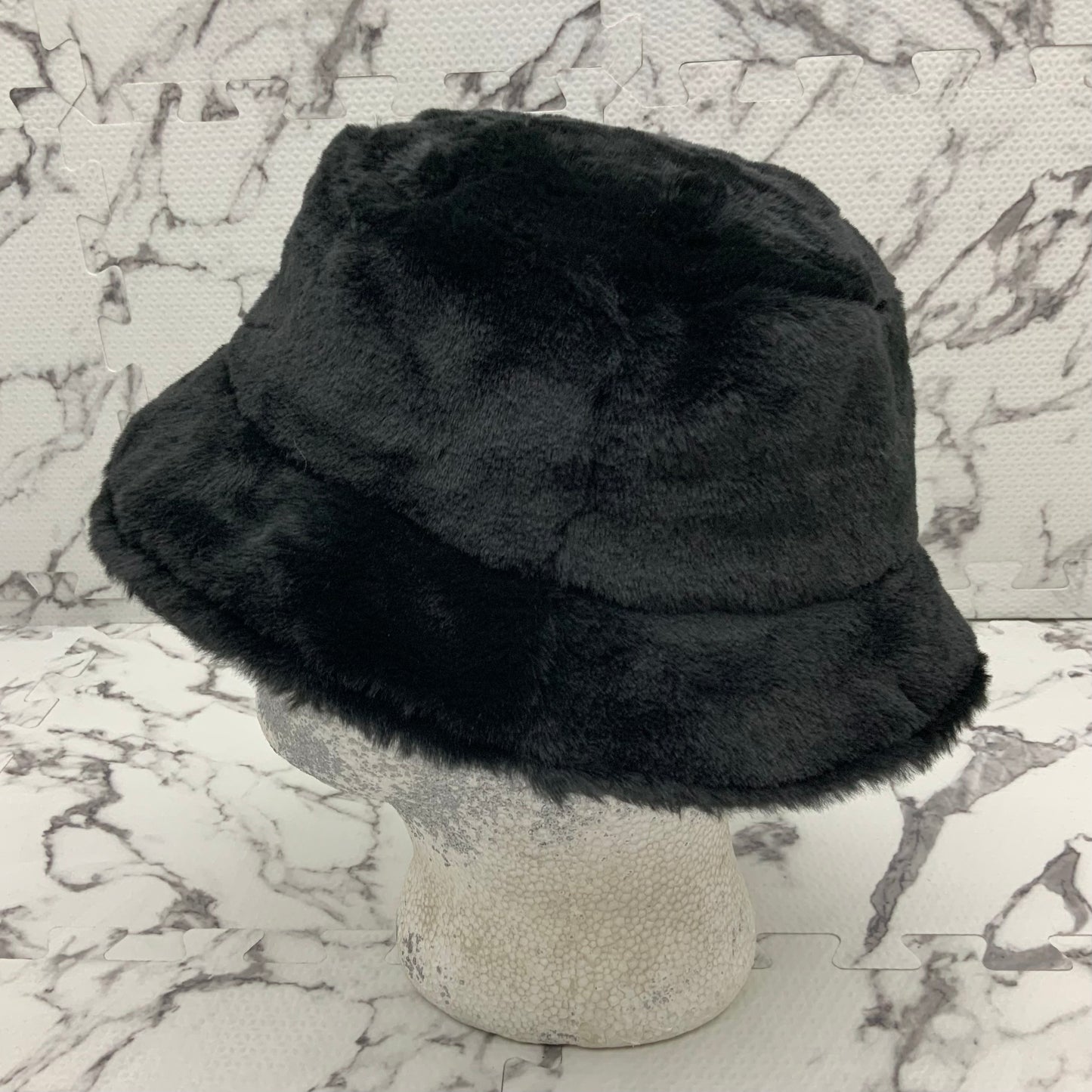 Men's Kangol Back Lahinch Faux Fur Fuzzy Hat NWT