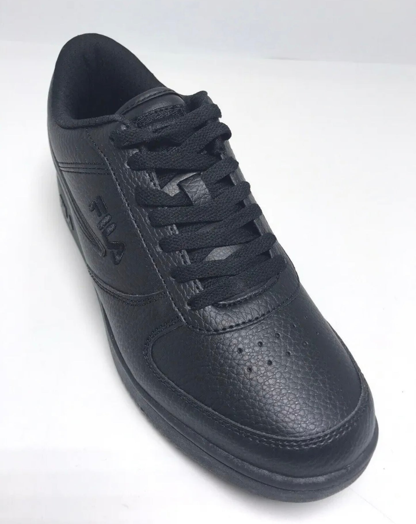 Men's Fila Black A-LOW Fashion Sneakers NWT