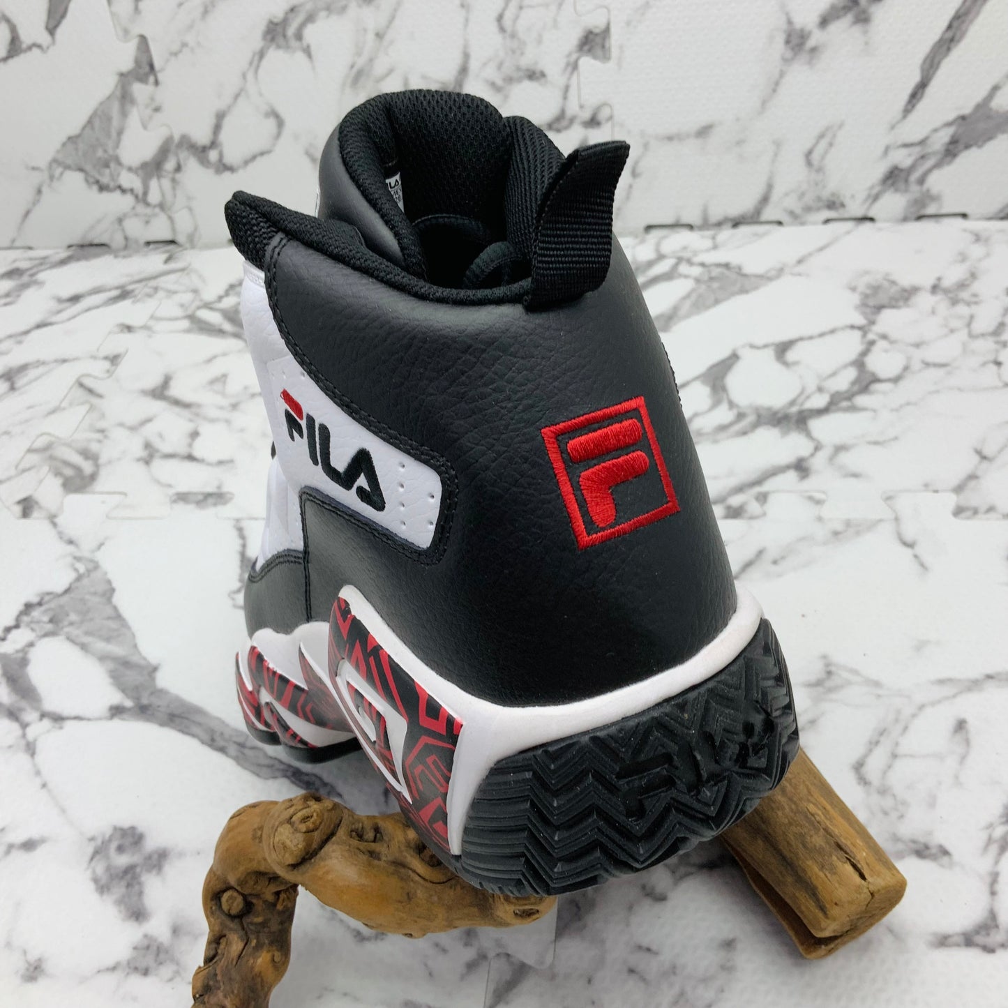 Men’s Fila MB Black | White | Red Sneakers NWT