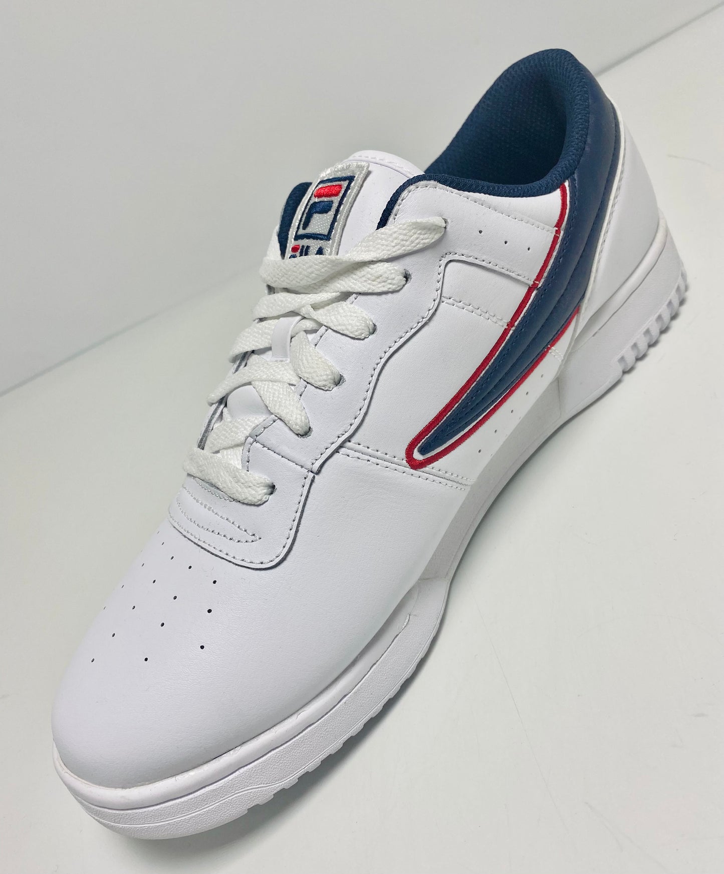 Men’s Fila White Original Fitness Offset Sneakers NWT