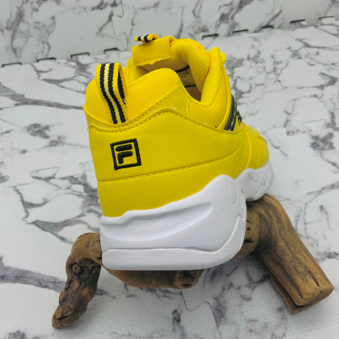 Men’s Fila Ray Repeat Yellow | Black | White Sneakers NWT