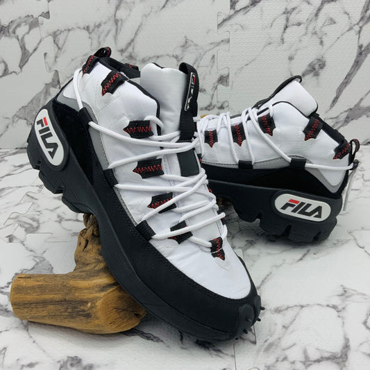 Men’s Fila Grant Hill 1 X Trail Pacer White | Black Sneaker NWT