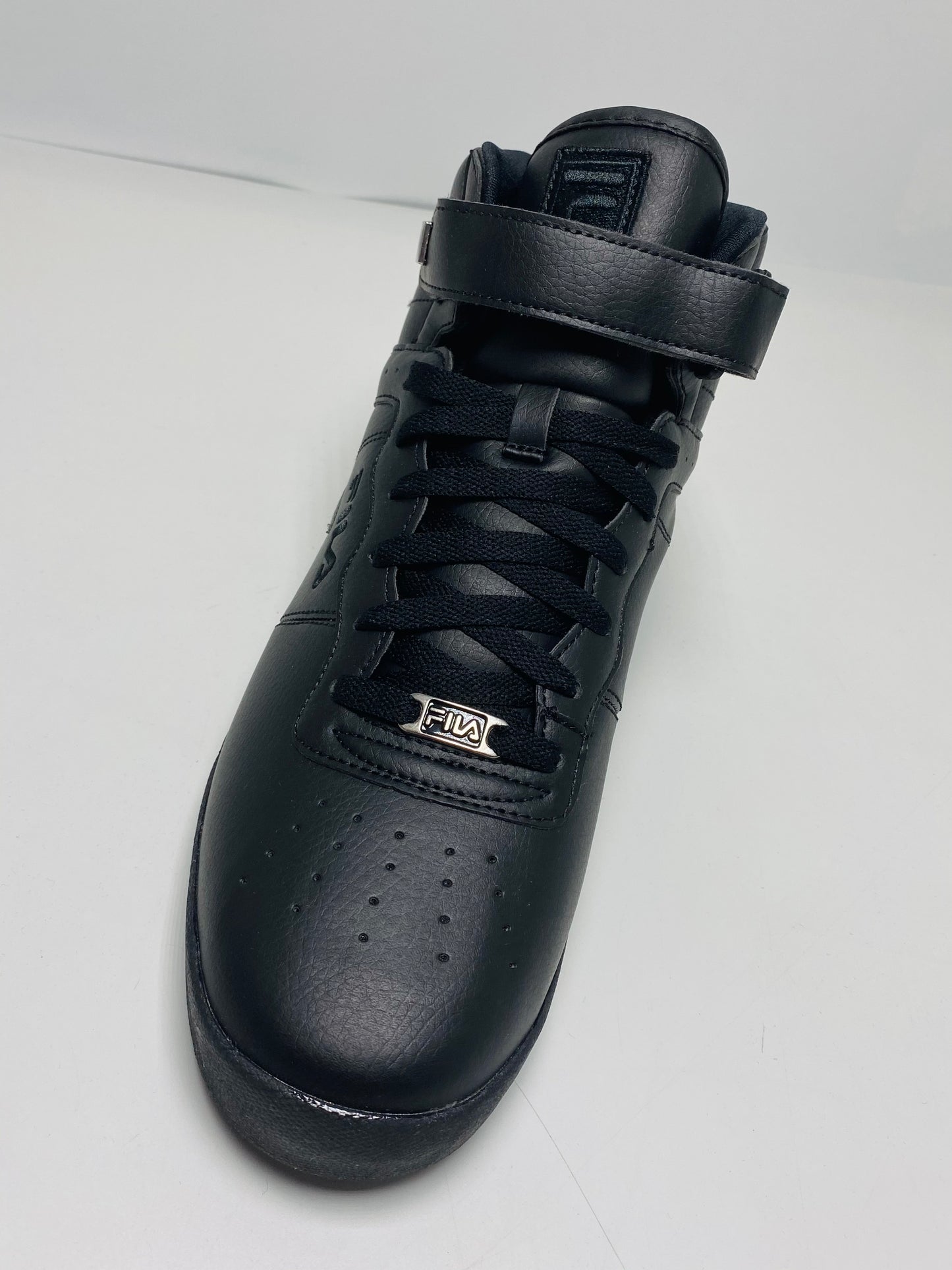 Men's Fila Black | Silver Vulc 13 Mid Plus Sneakers NWT