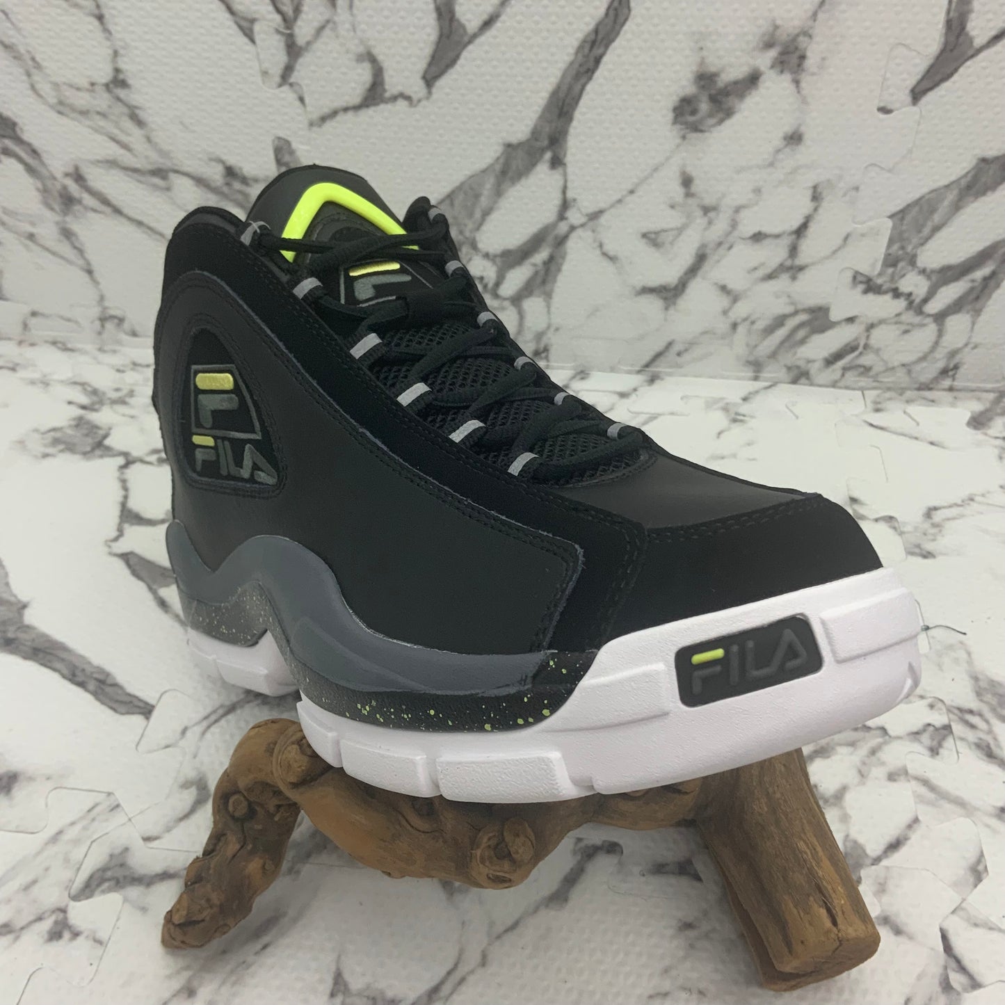 Men’s Fila Grant Hill 2 Black | Grey | Lime Green Sneakers NWT