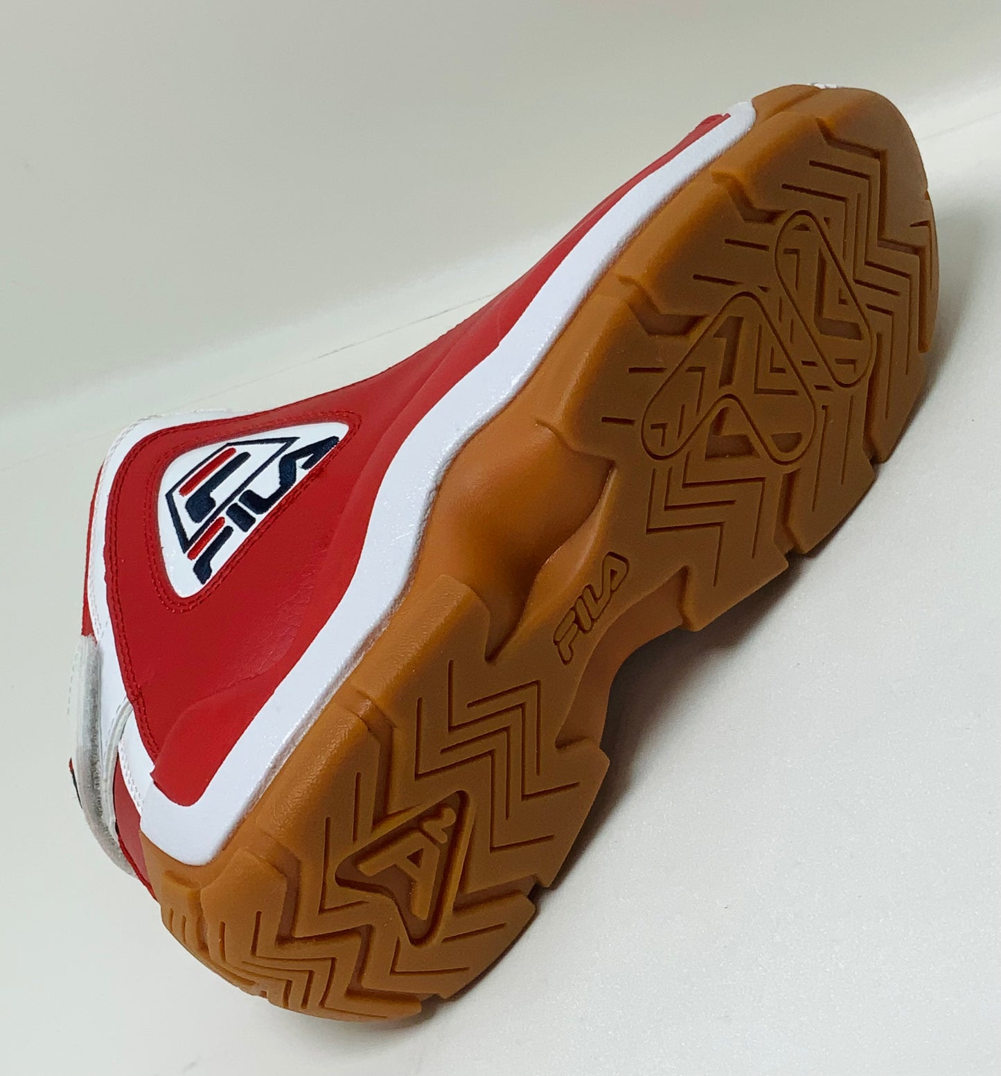 Men’s Fila Grant Hill 2 Red | White | Gum Sneakers NWT