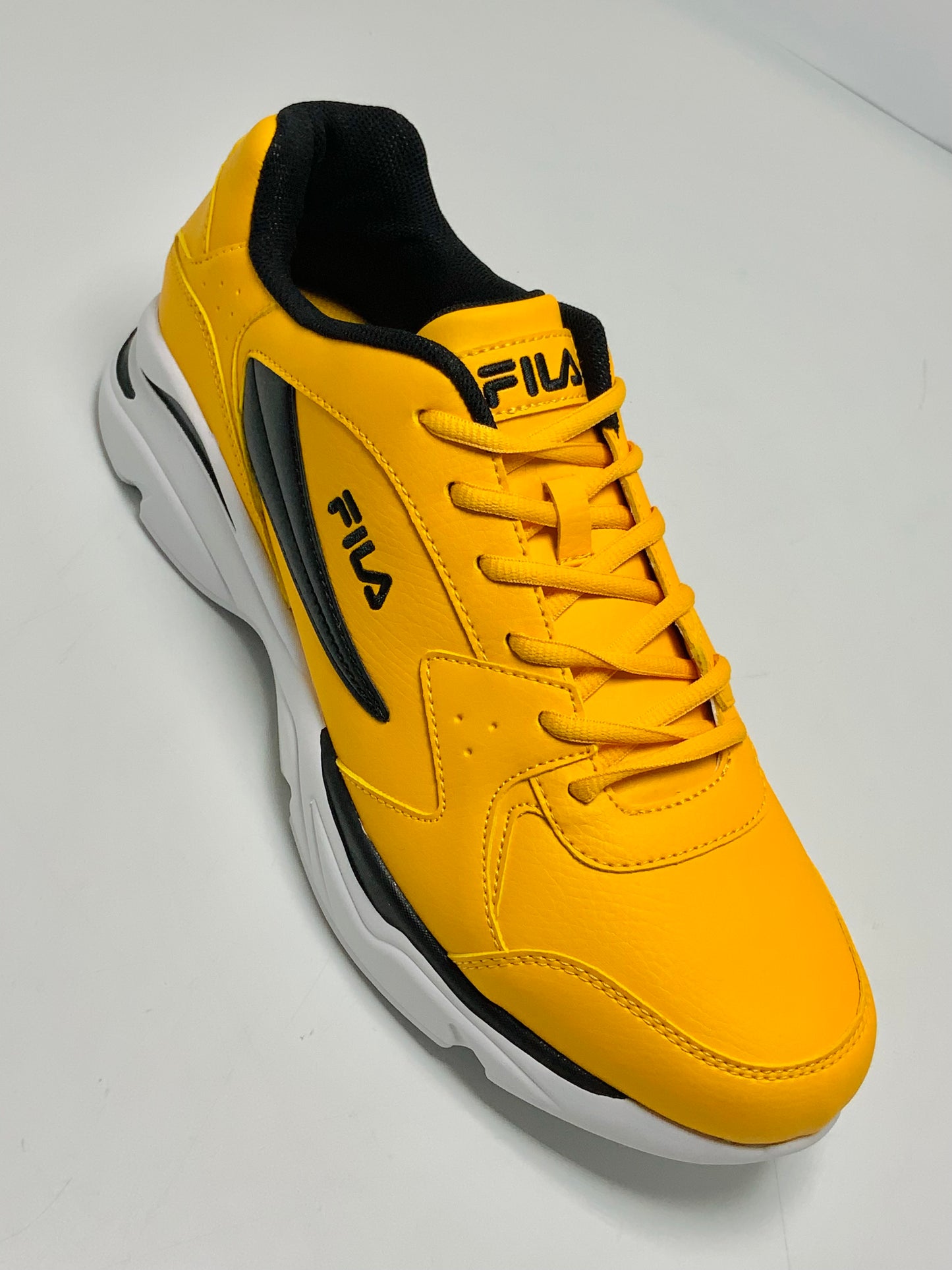 Men’s Fila Stirr Yellow Mustard | Black | White Sneakers NWT