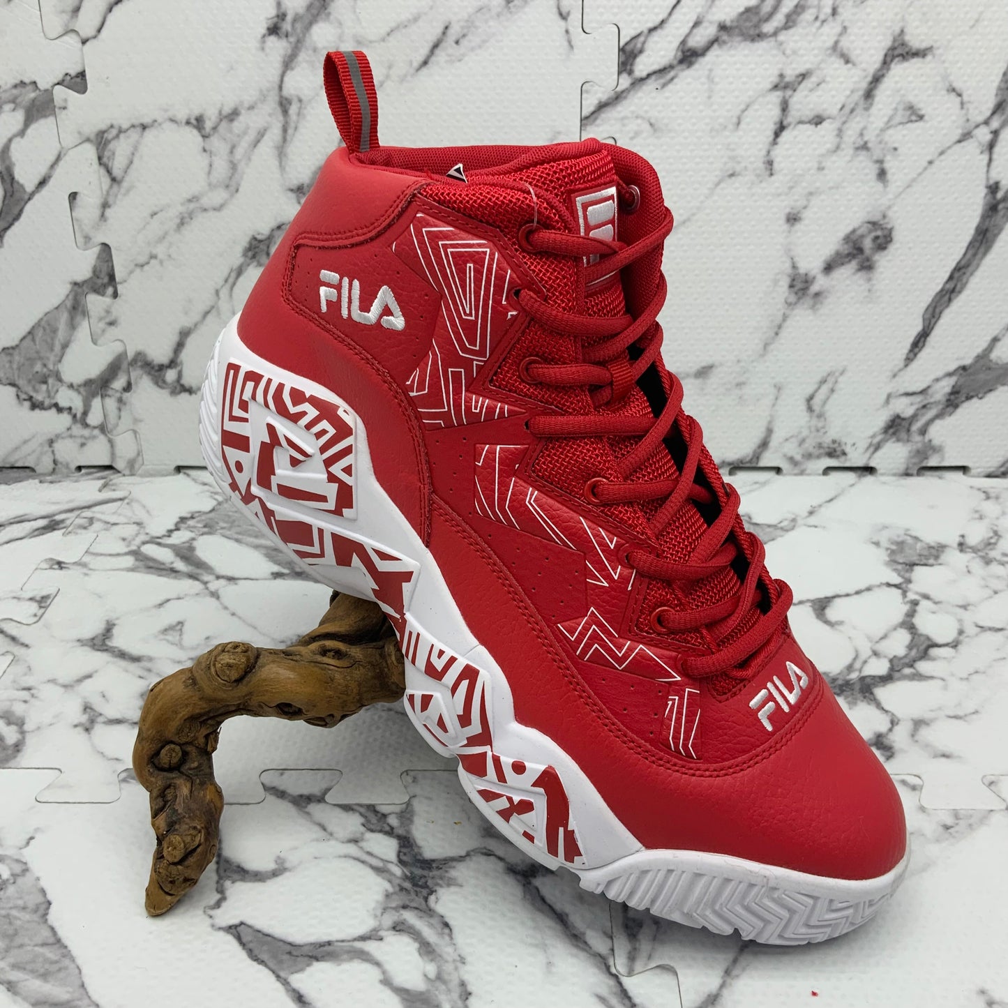 Men’s Fila MB Red | White | Red Sneaker NWT