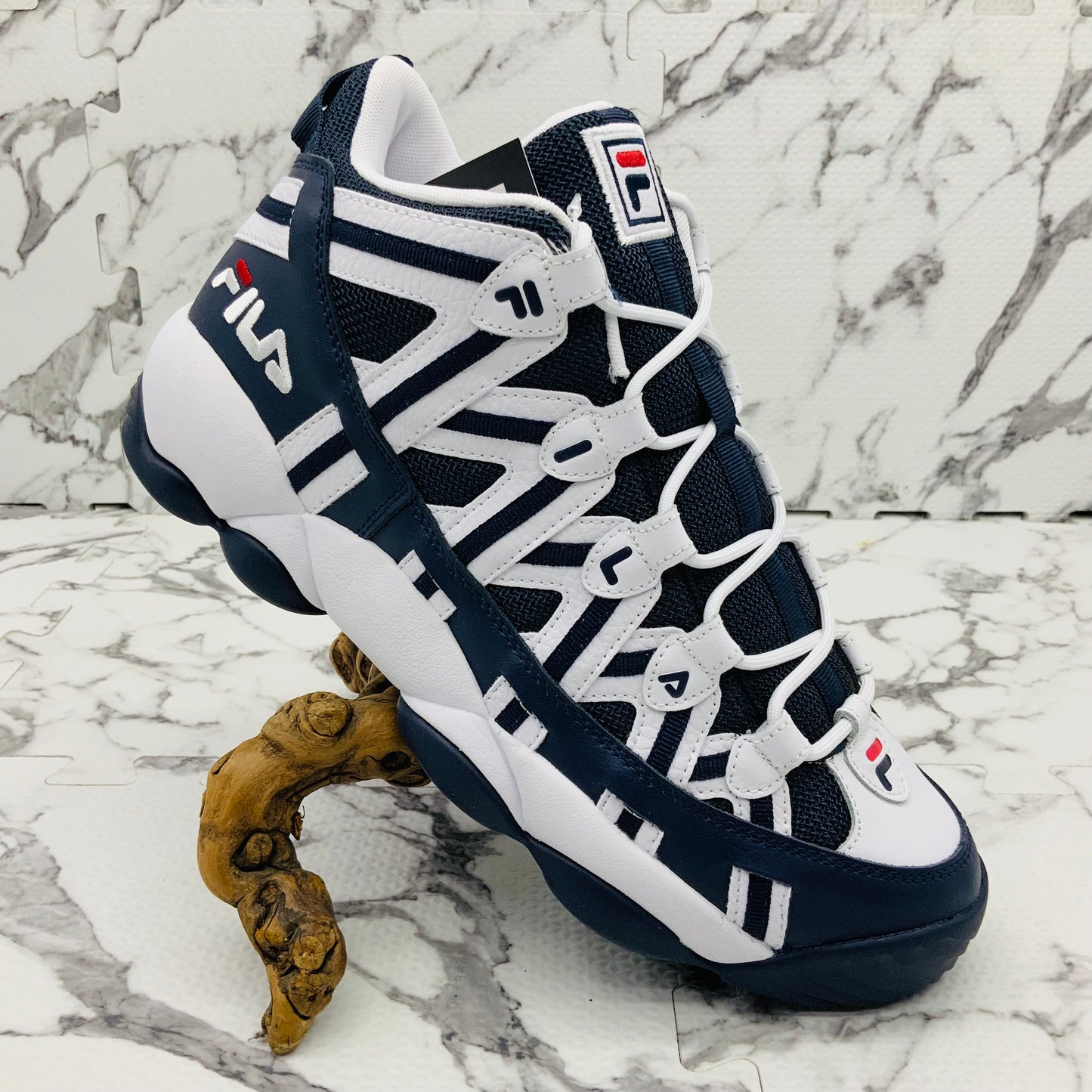 Men’s Fila StackHouse Spaghetti Navy | White Sneakers NWT