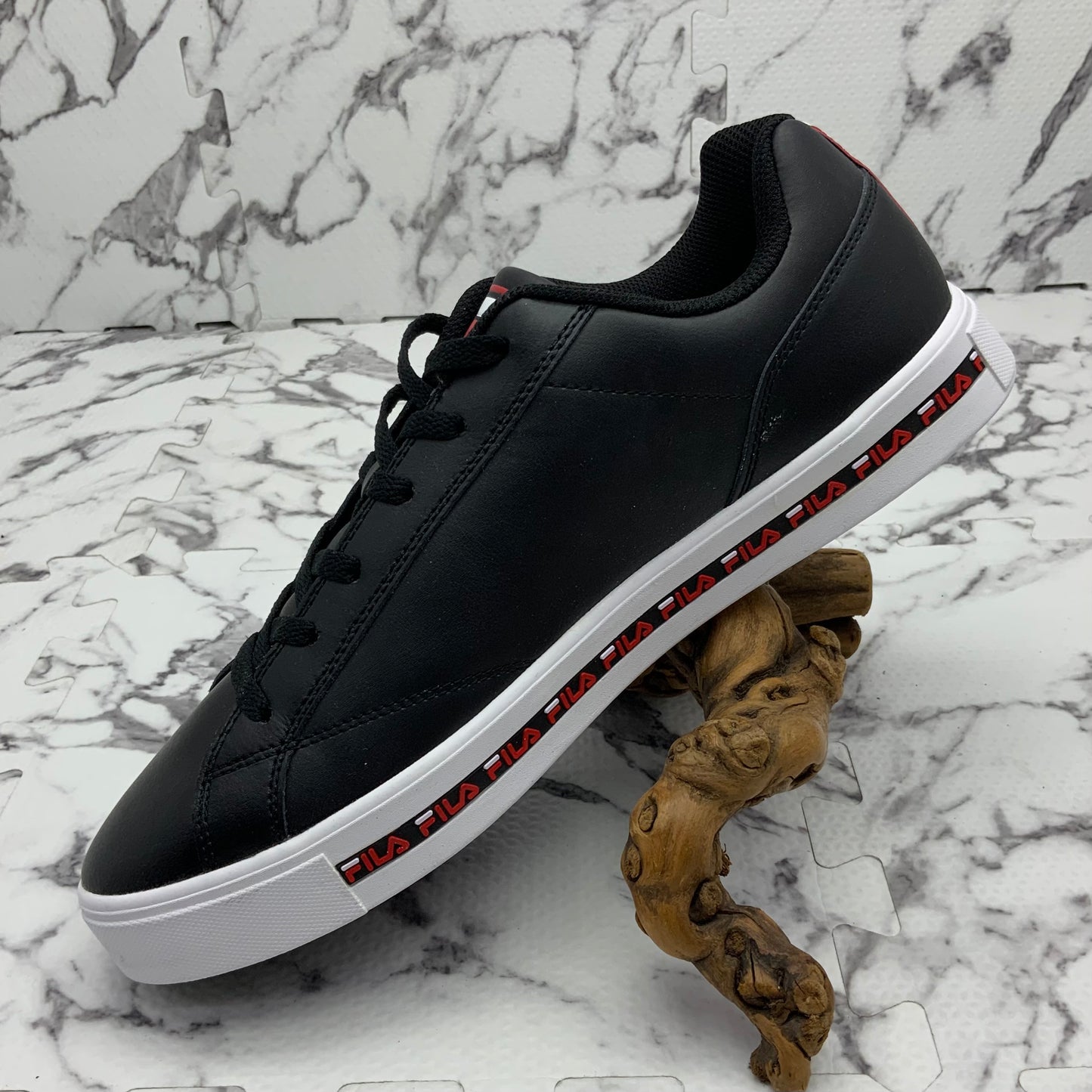 SOLD OUT Men’s Fila Original Court Leather Black | White | Red Sneakers NWT