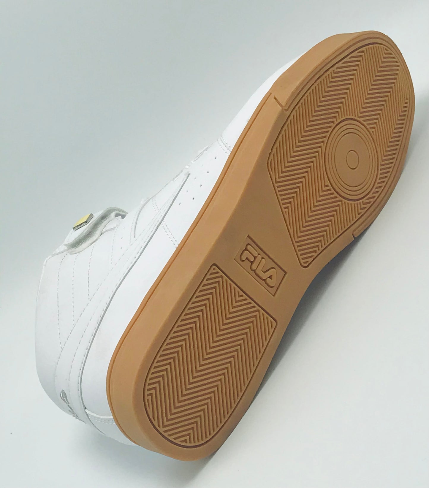 Men's Fila Vulc 13 Mid Plus White | Gum Sneakers NWT