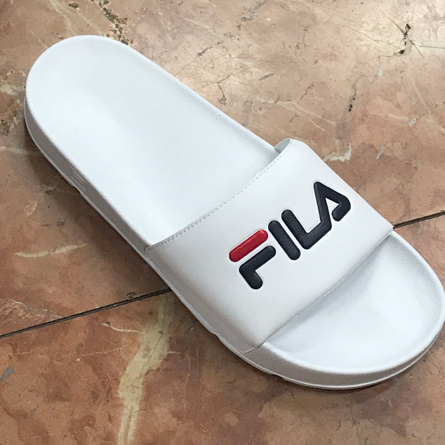 Men’s Fila Drifter White Signature Flip Flops NWT