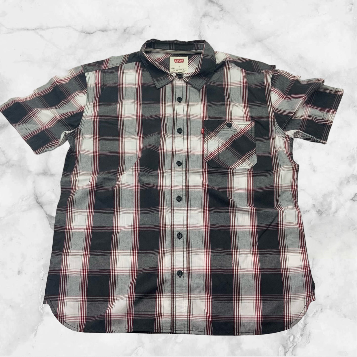 Men's Levi's Black | White | Red | Grey Plaid Button Down S/S Shirt NWT