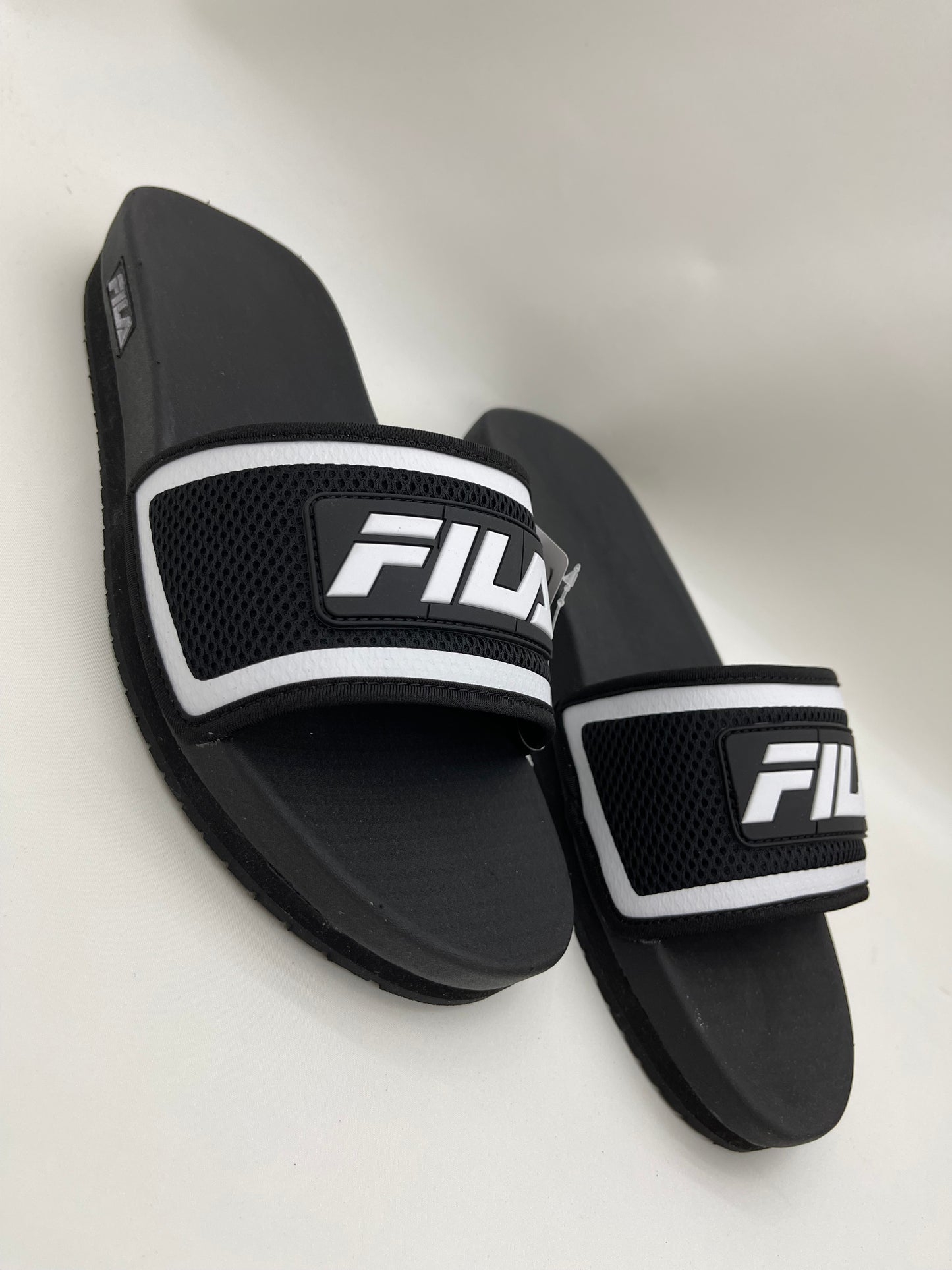 Men’s Fila Black | White Lunar Slide Slides NWT