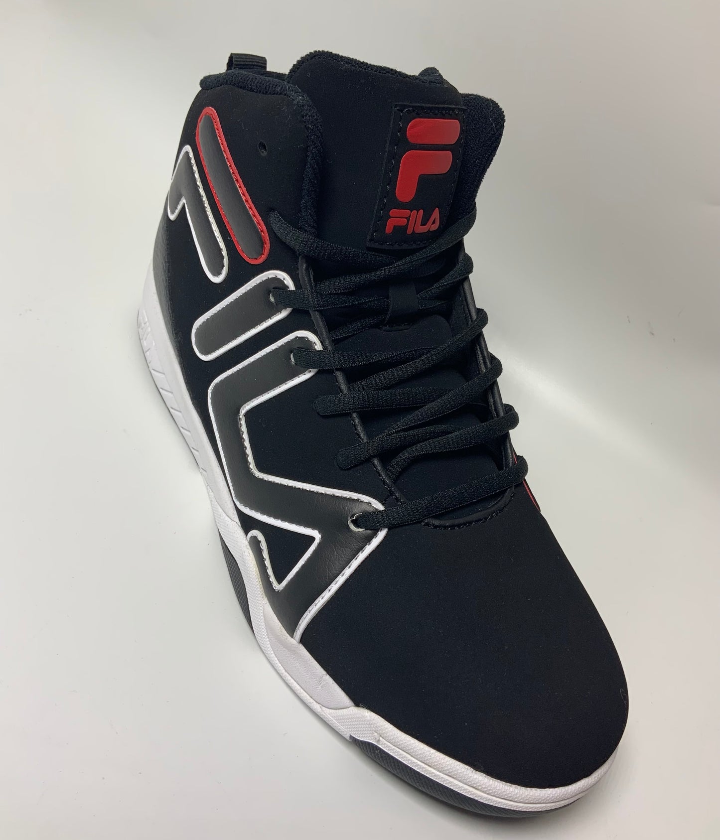 Men's Fila Khronos Black | White | Red Fashion Sneakers NWT