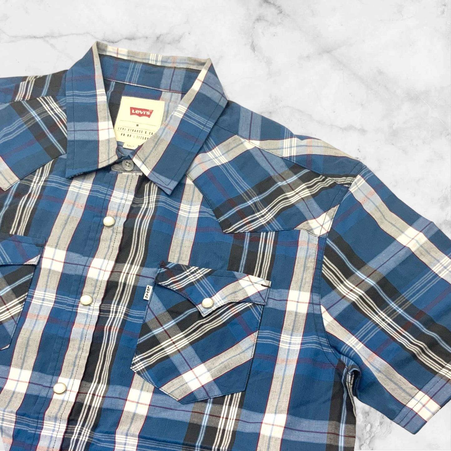 Men's Levi's Blue | White | Black Plaid Button Down S/S Shirt NWT