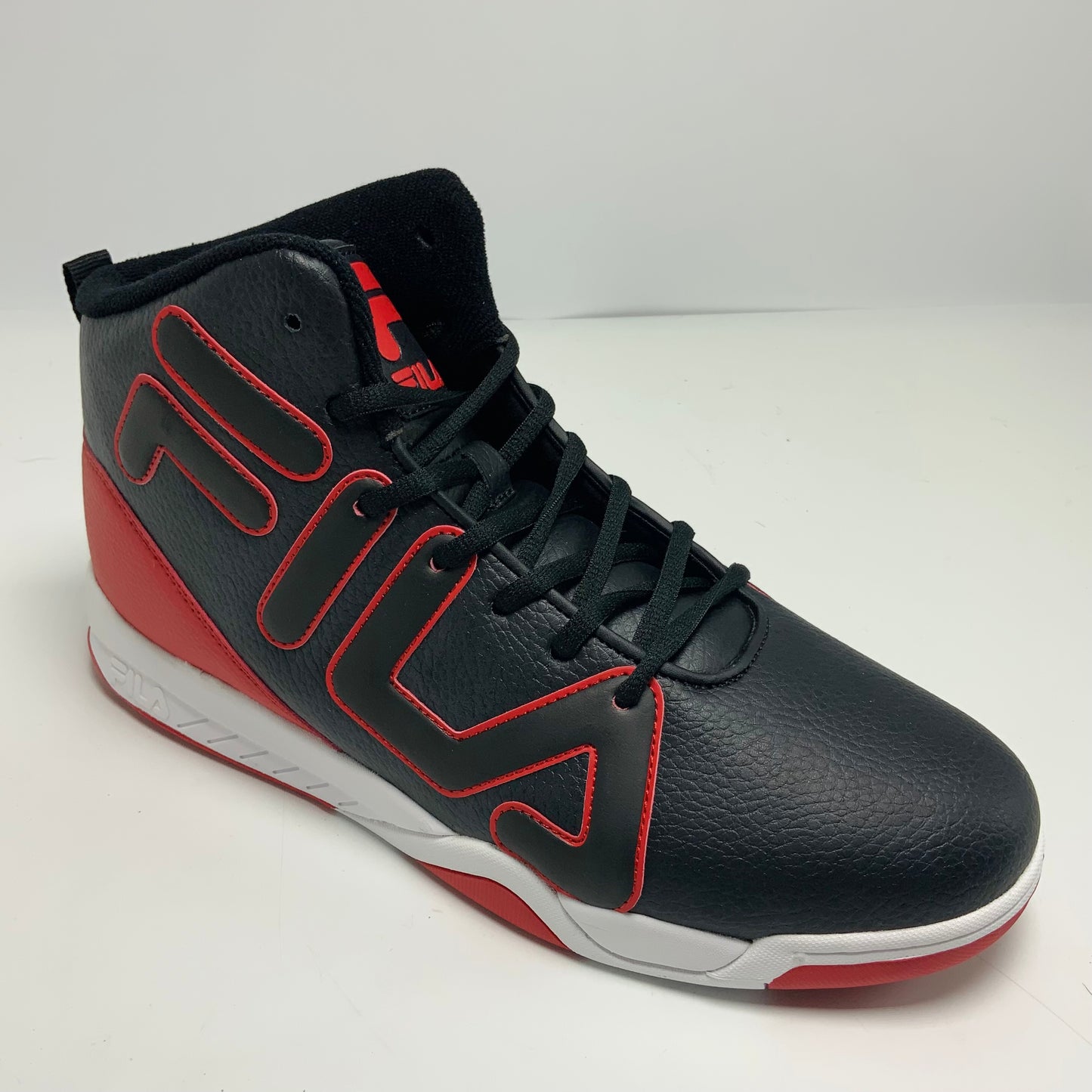 Men's Fila Khronos Black | Red | White Fashion Sneakers NWT