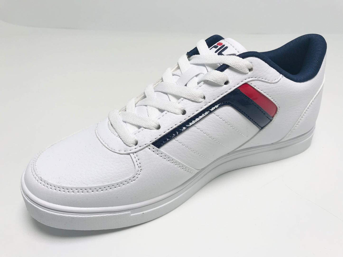 Men's Fila Davenport 4 White | Navy | Red Fashion Sneakers NWT