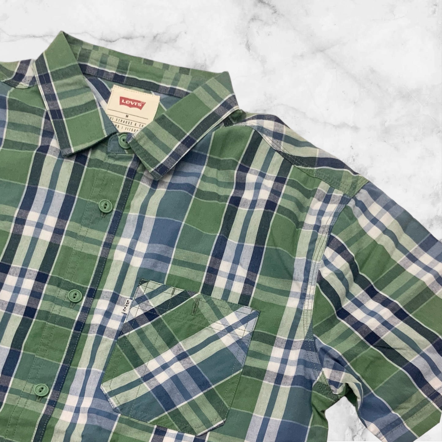 Men's Levi's Green | Blue | White Plaid Button Down S/S Shirt NWT