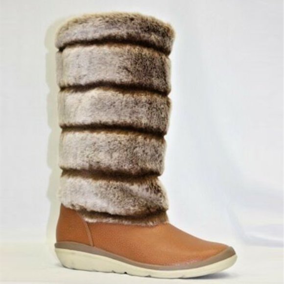 Women's Timberland Cognac Fur 14" and Roll Top Boots NWT