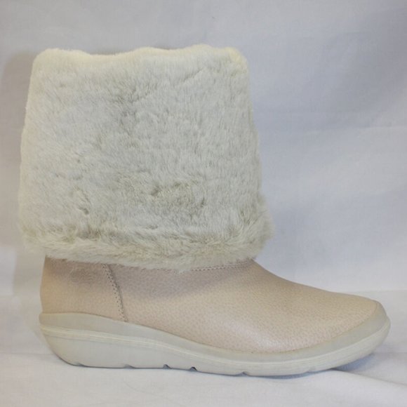 Women's Timberland Natural Fur 14" and Roll Top Boots NWT