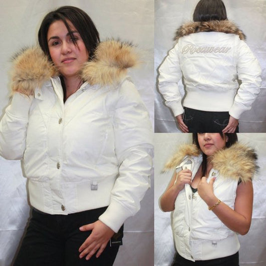 Women's Rocawear Jr White Sleeveless Fur Jacket NWT