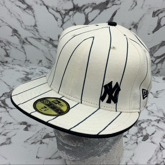 Men's New Era Cap Off White | Navy Pinstripes NY Yankees Flawless 59FIFTY NWT