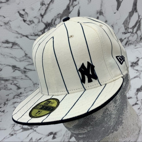 Men's New Era Cap Off White | Navy Pinstripes NY Yankees Flawless 59FIFTY NWT