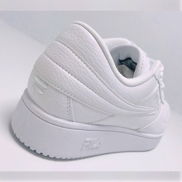 Men's Fila White A-LOW Fashion Sneakers NWT